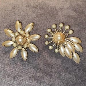 Vintage Brooches. Beautiful Fashion Pearl. Lot of 2.